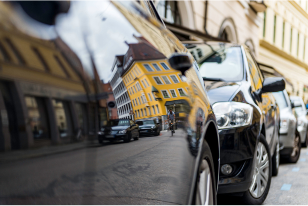 役員送迎ドライバーの費用相場