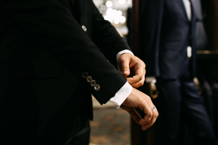 VIP対応とは？通常の接客との違いや接待のポイントを徹底解説